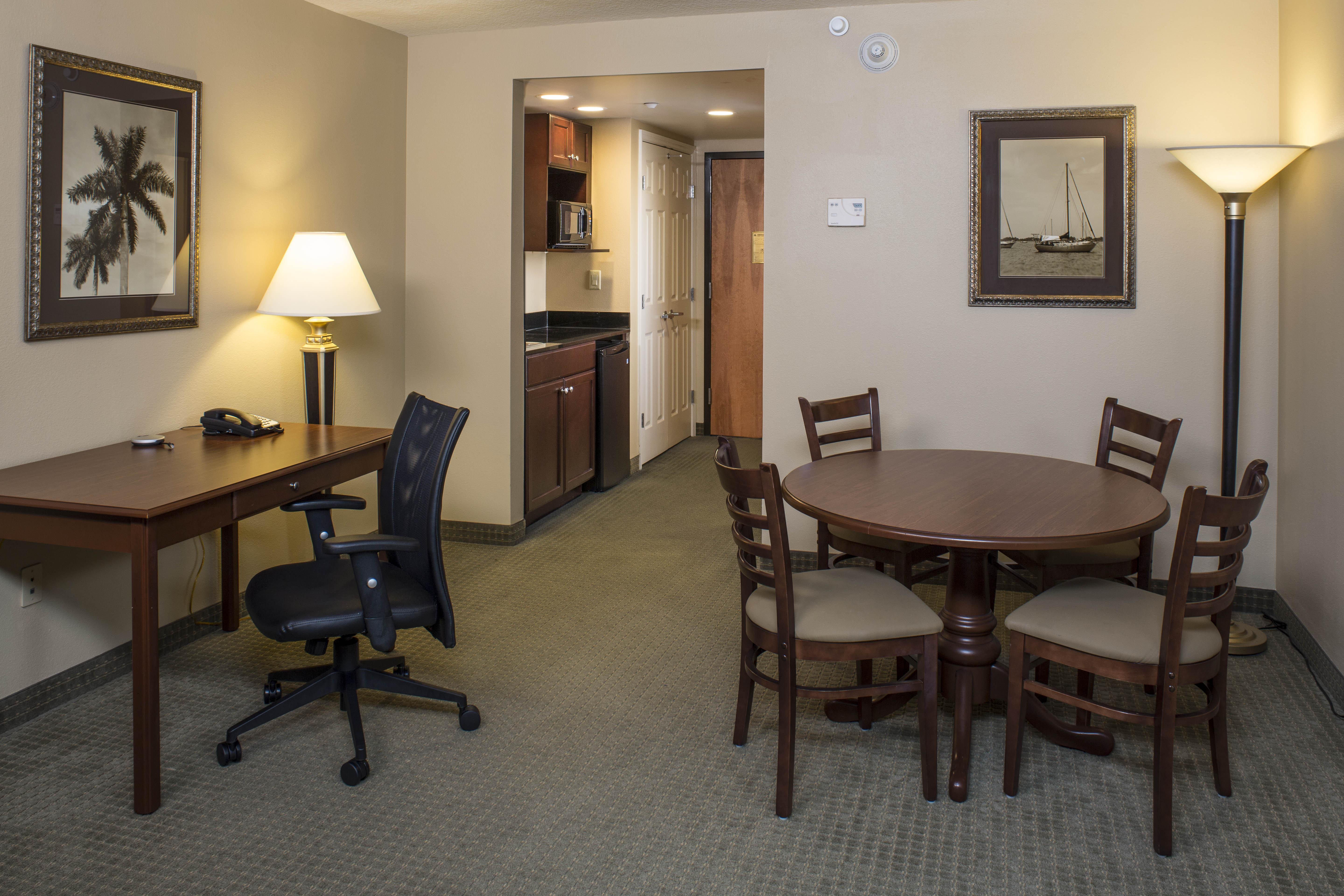 Holiday Inn Express & Suites Bradenton East-Lakewood Ranch By Ihg Bagian luar foto