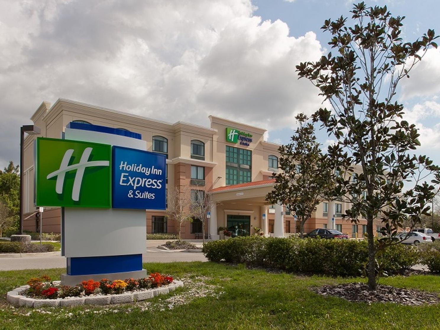 Holiday Inn Express & Suites Bradenton East-Lakewood Ranch By Ihg Bagian luar foto