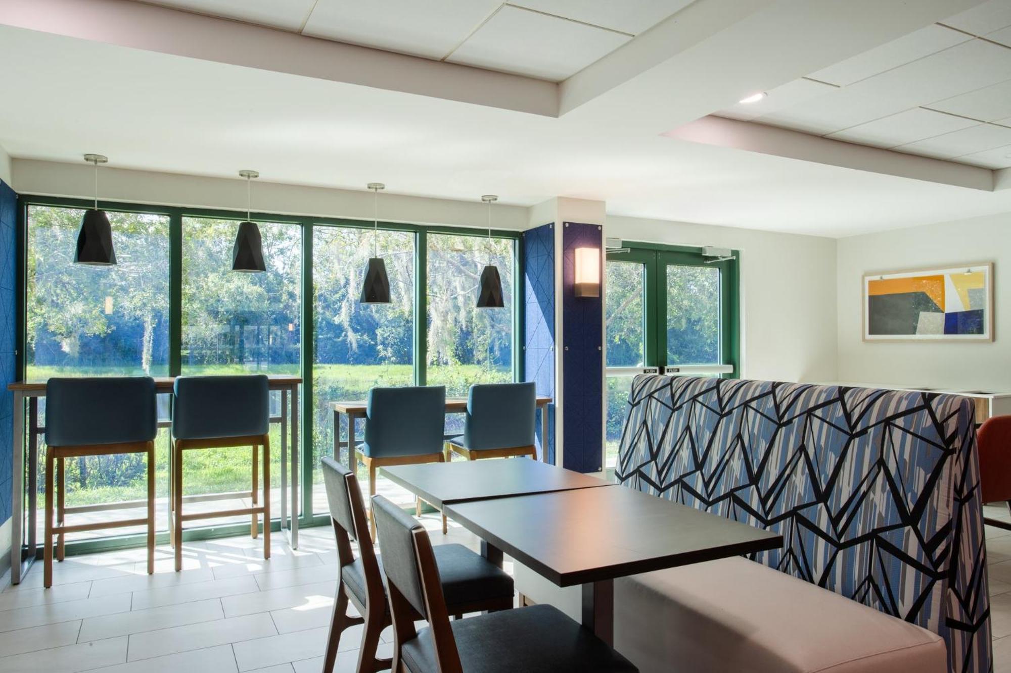 Holiday Inn Express & Suites Bradenton East-Lakewood Ranch By Ihg Bagian luar foto